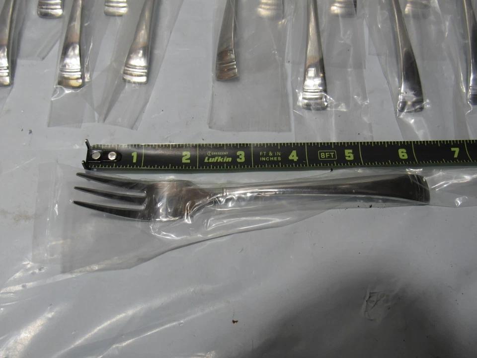 24  LENOX 18/10 Stainless URBANE 6 1/4" and 5 1/4" Cocktail / Dessert Forks (P30 - Image 3 of 4