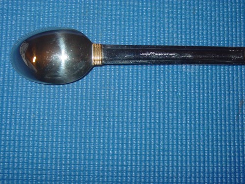 MIKASA DECO LASLO 1 TEELÖFFEL EDELSTAHL 18 8 GOLD AKZENT BESTECK MODERN JAPAN - Bild 2 von 2