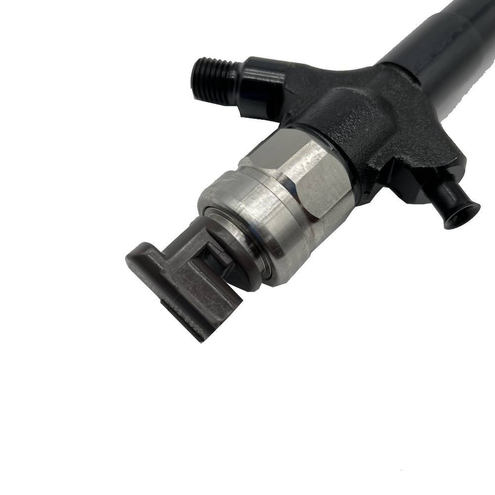 4X 095000-8110 1465A307 Fuel Injector for Mitsubishi Triton Pajero