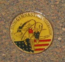 D27 PIN PINBACK SPORT UNITED STATES GYMNASTICS FEDERATION RARE