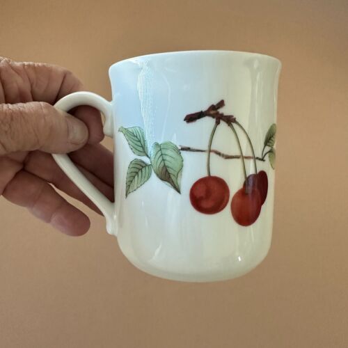 RARE VERSION Collector Mug Evesham Gold by ROYAL WORCESTER, Made in England - Picture 2 of 16