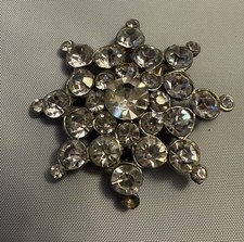 Vintage Style Clear Rhinestone Starburst Snowflake Brooch Pin Silver Tone