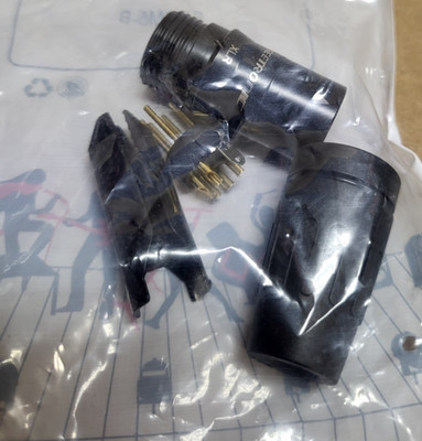 Lot of 2 New Seetronic SCHM5-B 5 Pin XLR Male Connectors