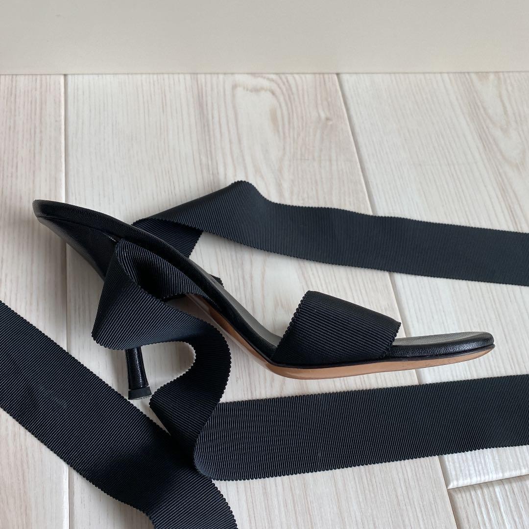 Gucci Black Lace-Up Sandals for Women Size 6.5 US Mint Condition