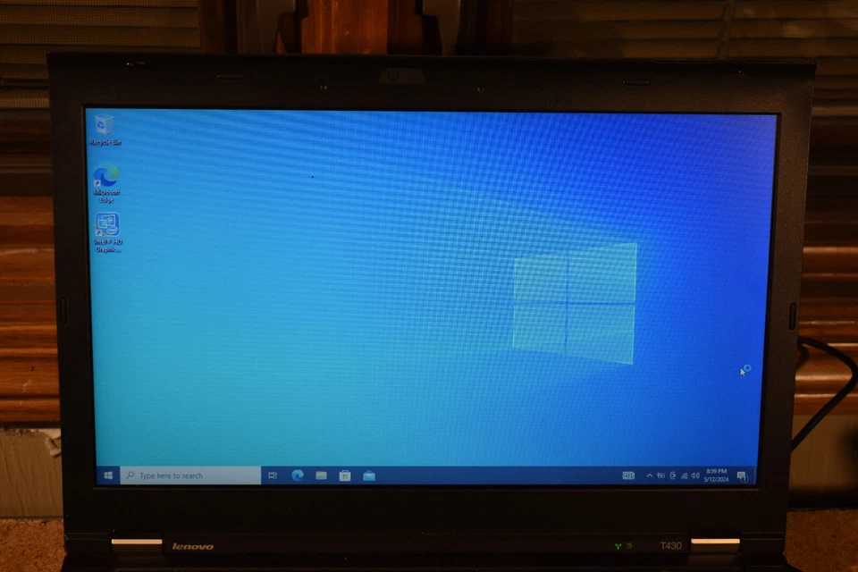 Lenovo ThinkPad T430 Intel Core i53320 26GHz 8GB 80GB SSD Win 10 Cámara web G3D Foto 4 de 4