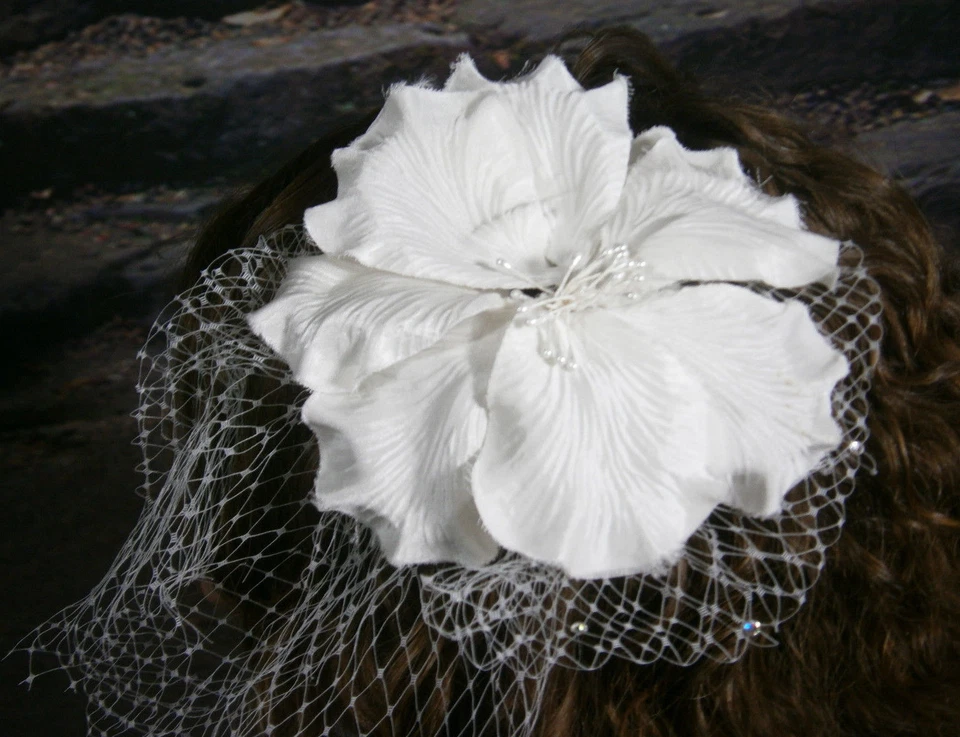 KLEINFELD BODA FASCINADOR CABEZA PIEZA PELO FLOR RED CRISTALES SWAROVSKI Foto 4 de 4