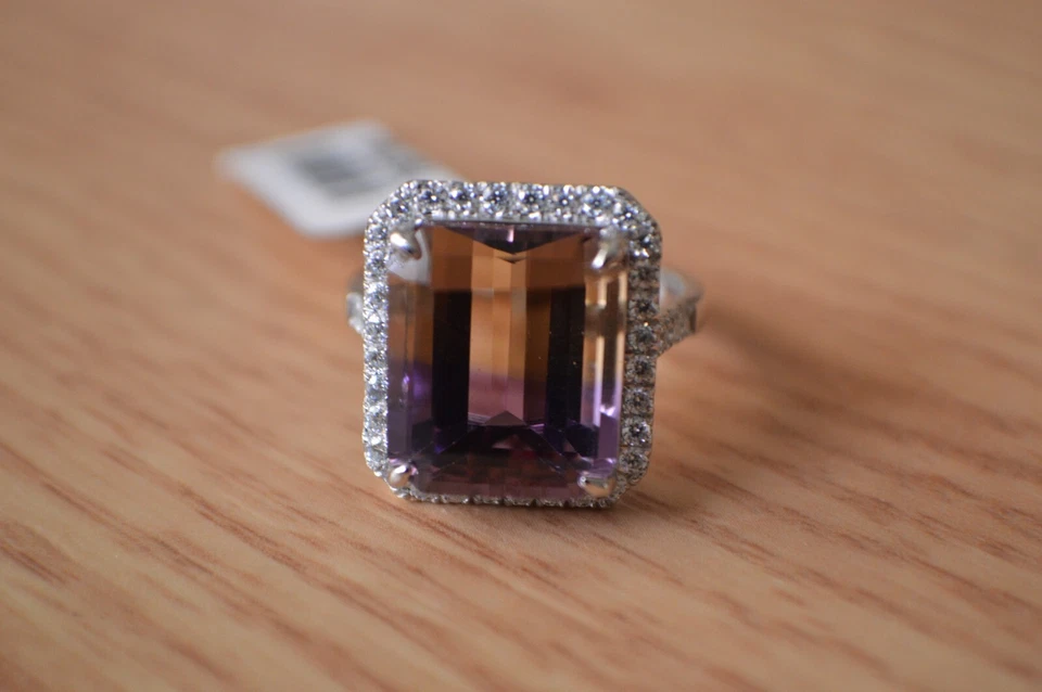 Anillo de platino/moissanita Anahi premium de 13,30 quilates sobre plata fina talla 8 Foto 3 de 4