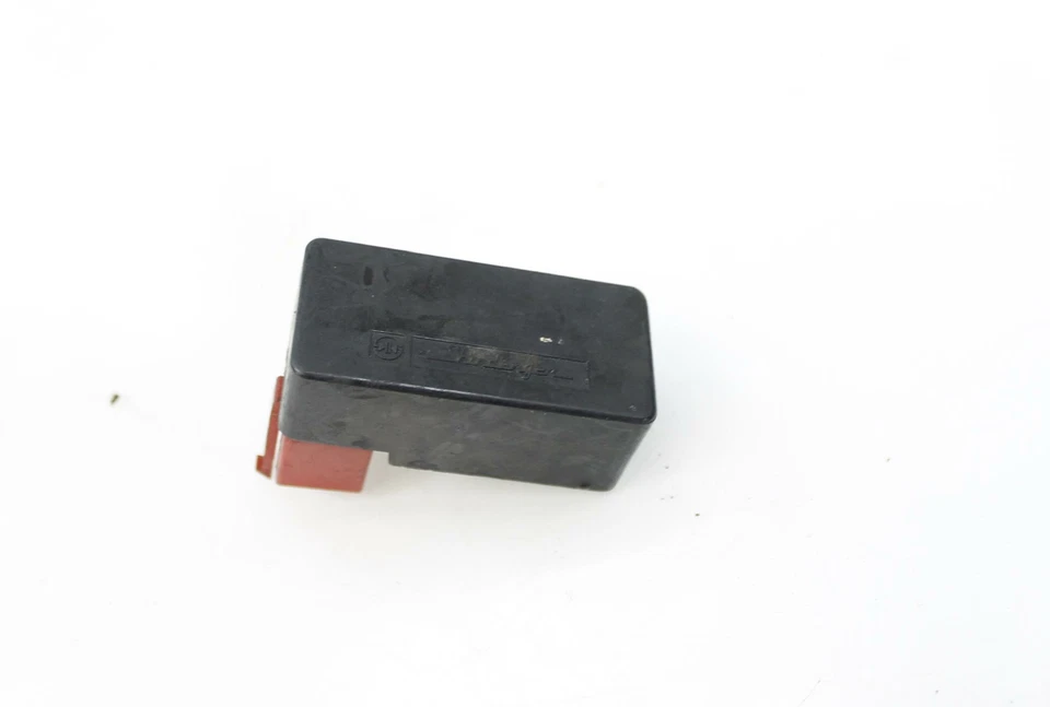 84-87 HONDA GOLDWING 1200 РЕЛЕ ПИЛОТНОЙ ЛАМПЫ - Изображение 2 из 4