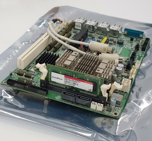 iEi NOVA-PV-D5251-G4-R10 Intel Atom D525 SLBXC Single Board Computer Motherboard - Picture 4 of 7