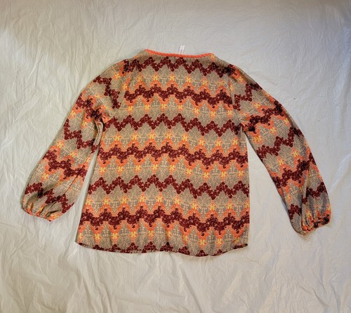 Xhilaration women's size M top orange print v-neck long sleeves - Picture 2 of 10