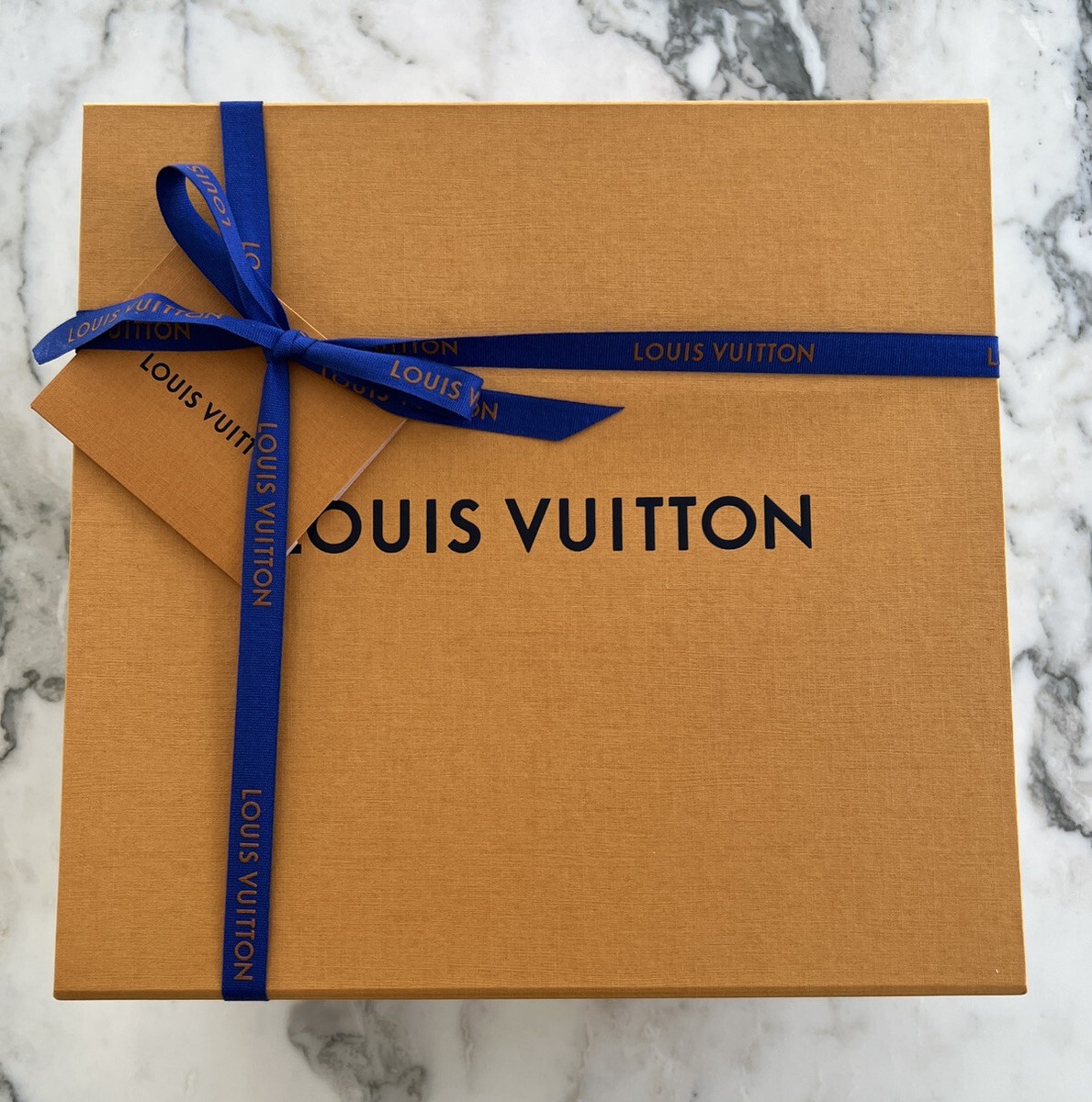 LOUIS VUITTON EMPTY Set Magnetic Box Ribbon Tag Medium AUTHENTIC NEW