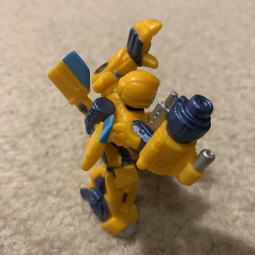 Transformers Movie Bumblebee Toy Vinyl Figure Robot Heroes Hasbro 2007 - Imagen 4 de 10