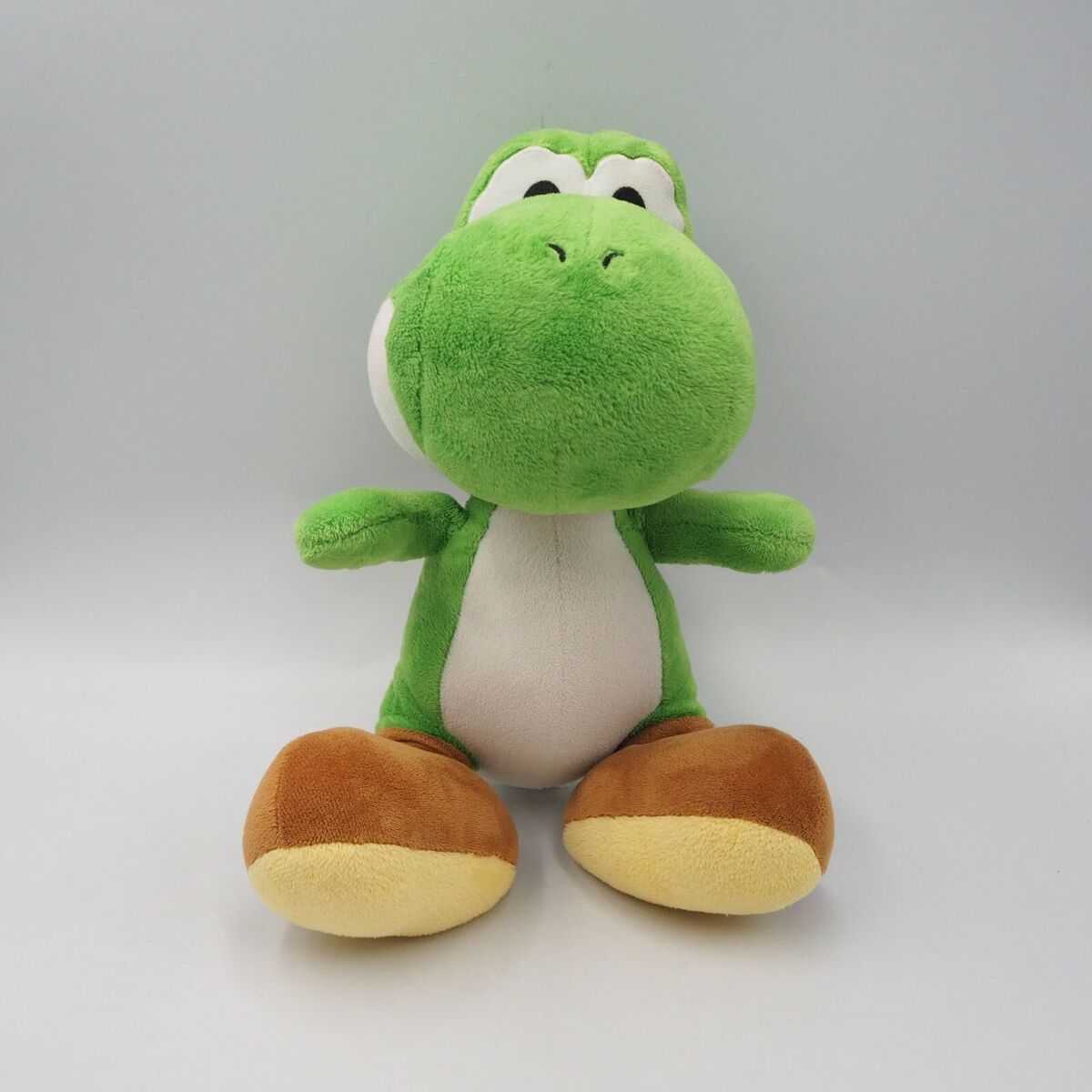 Super Mario Party - Nintendo Switch + 11 Yoshi Plush 