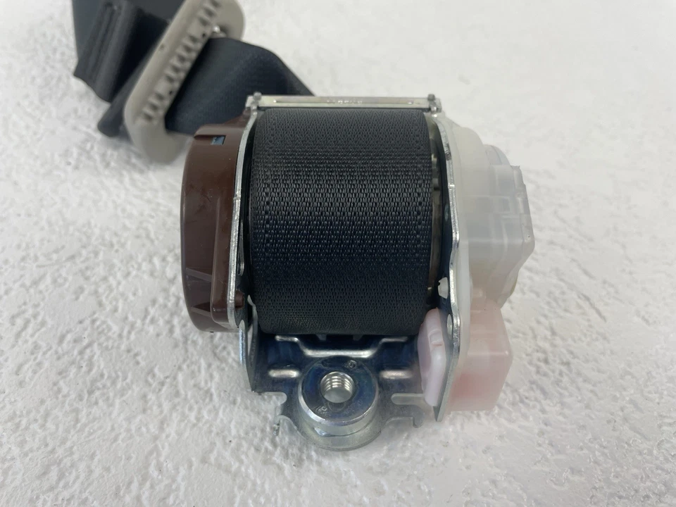 Volkswagen Touareg 2015 cinturón de seguridad delantero izquierdo lado del conductor Foto 4 de 4