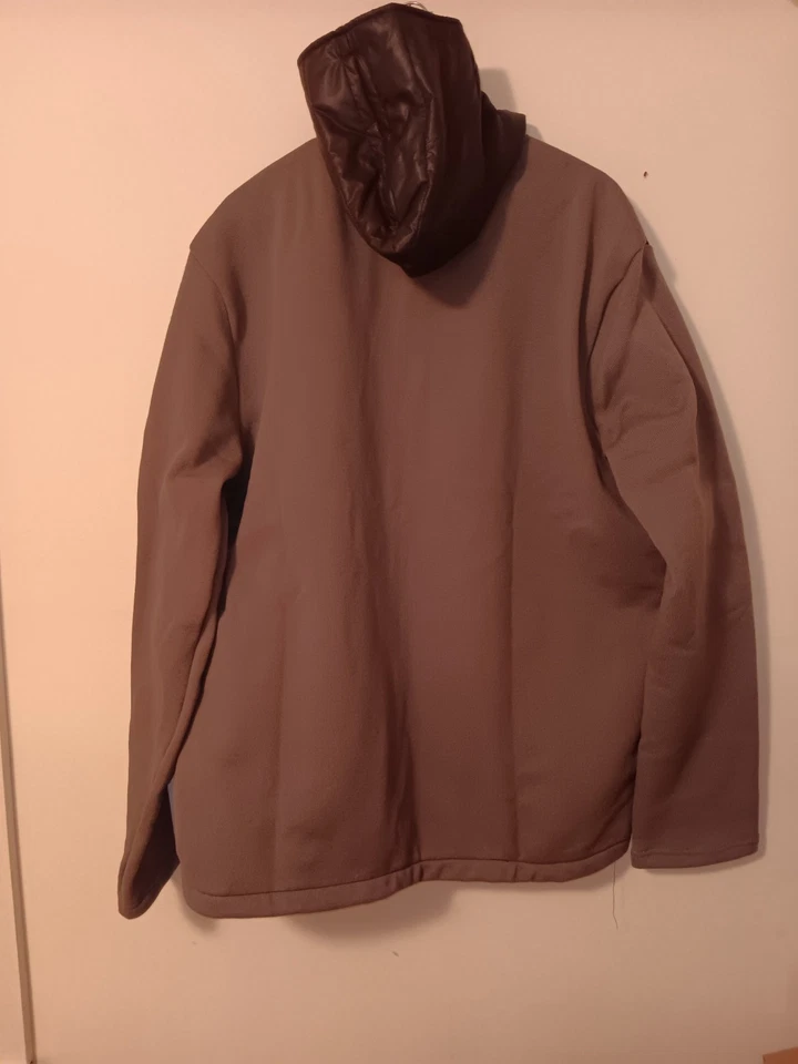 Ho-Chunk Gaming Wisconsin Dells Men's Gray And Black Hooded Jacket Size 4x NWT A - Image 2 of 4