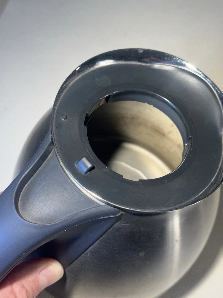 Jarra de café térmica Braun KF600 de repuesto de acero inoxidable de 6" de altura 10 tazas Foto 4 de 4