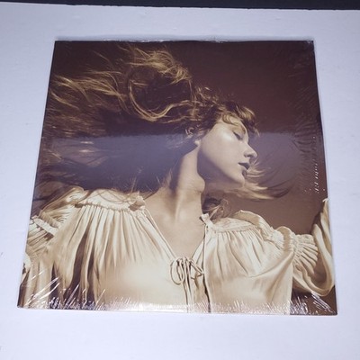 RED (Taylor's Version) by Swift, Taylor (Record, 2021) for