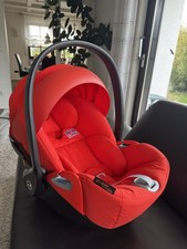 Babyschale Kindersitz Cybex Cloud Z i-size - neuwertiger Zustand Babyschale Kindersitz Cybex Cloud Z i-size - neuwertiger Zustand