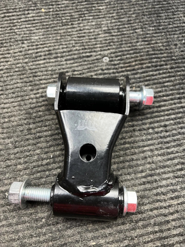 Grillete de resorte de hoja Dorman 722-054 para Nissan Titan 04-15 Foto 2 de 3