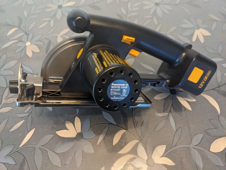 Cargador de batería de sierra circular para madera Panasonic Ey3503 12 V inalámbrico 5 3/8" EY0212 Foto 4 de 4