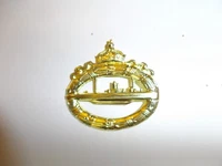 50027A WW 1 German U-boat Badge Stamped Submarine GD15