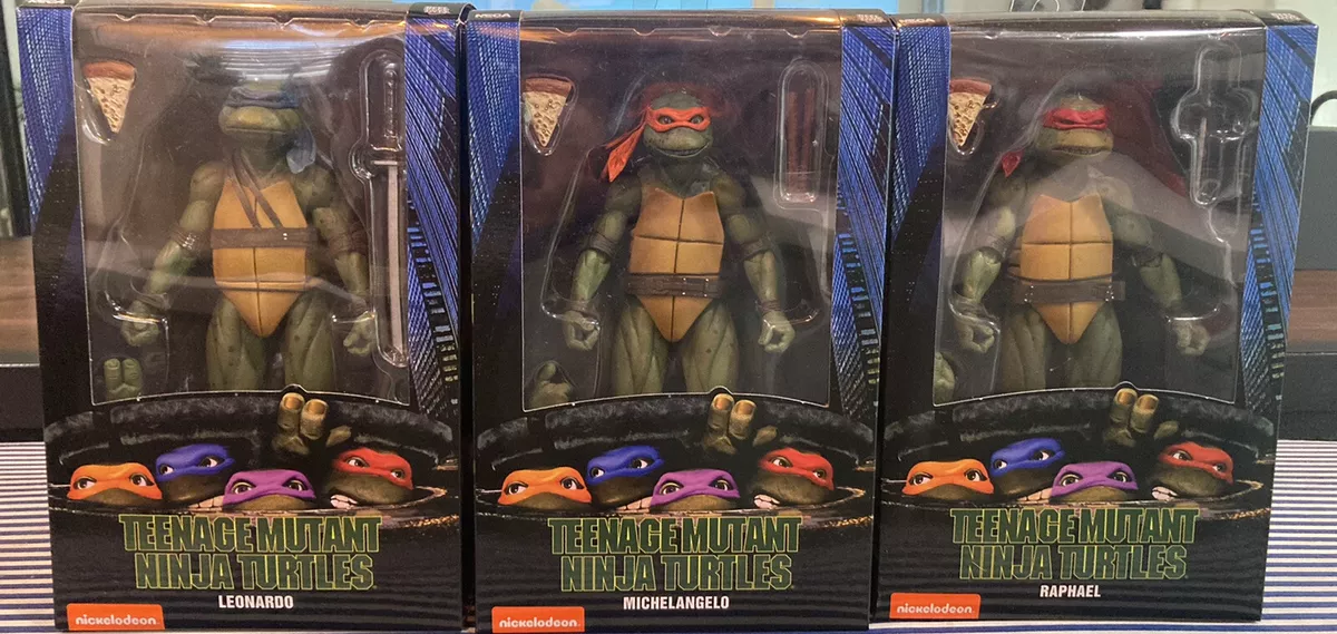 NECA GAMESTOP TMNT 1990 MOVIE LOT 3 TURTLES 7 INCH TMNT TURTLES