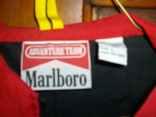 Vintage Marlboro Adventure Team Red/Black Nylon Windbreaker Jacket Men's L - Picture 2 of 3