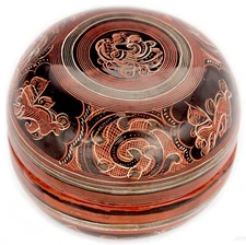 Vintage Burmese Etched Yun Lacquer Round Box Container Burma SE Asian Old