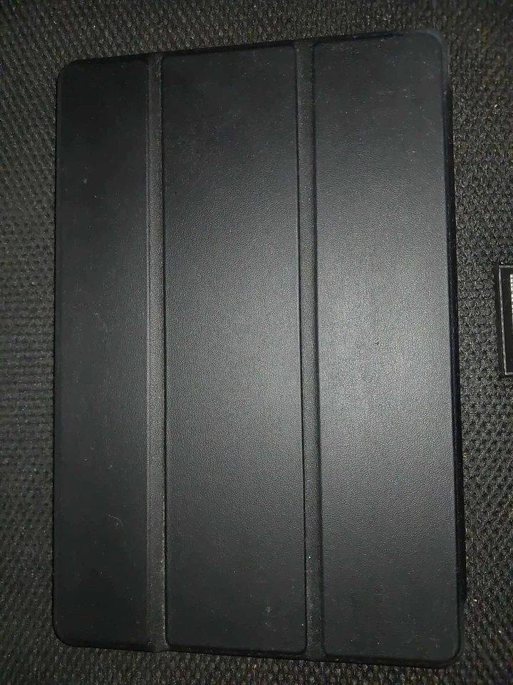 Lenovo Tablet M10HD (2nd Gen) 10.1" 32 GB RAM 2 GB, WIFI+Bluetooth5.0 4G LTE 2 - Immagine 4 di 4