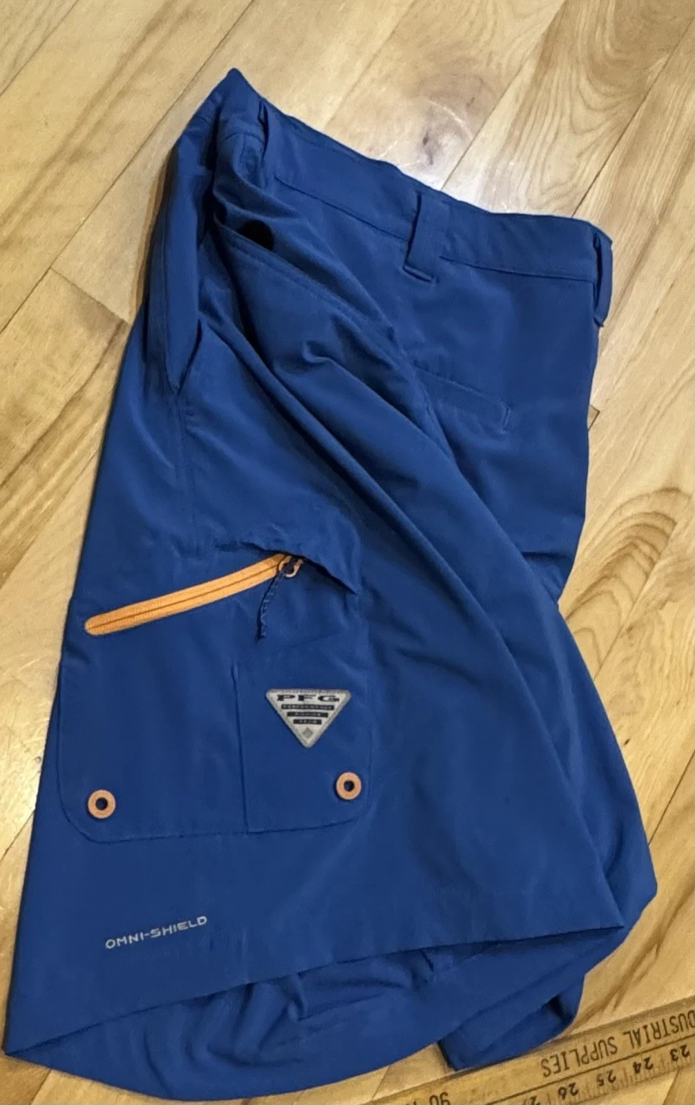 Columbia PFG Performance Fishing Gear Shorts Men’s 42W Blue Cargo Outdoor