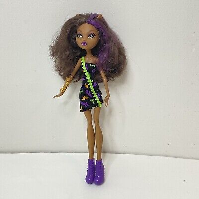 Boneca Monster High Clawdeen Freaky fiel trip incompleta, usada