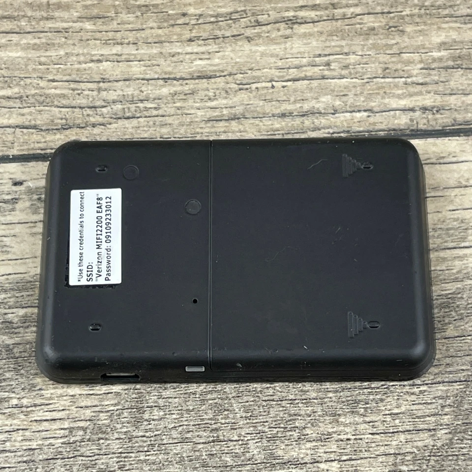 Novatel MiFi 2200 Black Verizon Wireless Mobile Hotspot with Built-in Antenna - Image 2 of 4