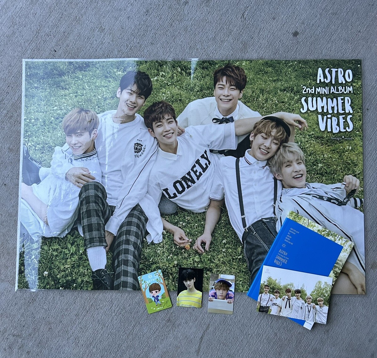 ASTRO 『Summer Vibes』CD Astro 2nd Mini Album Summer Vibes CD Great Condition Rare