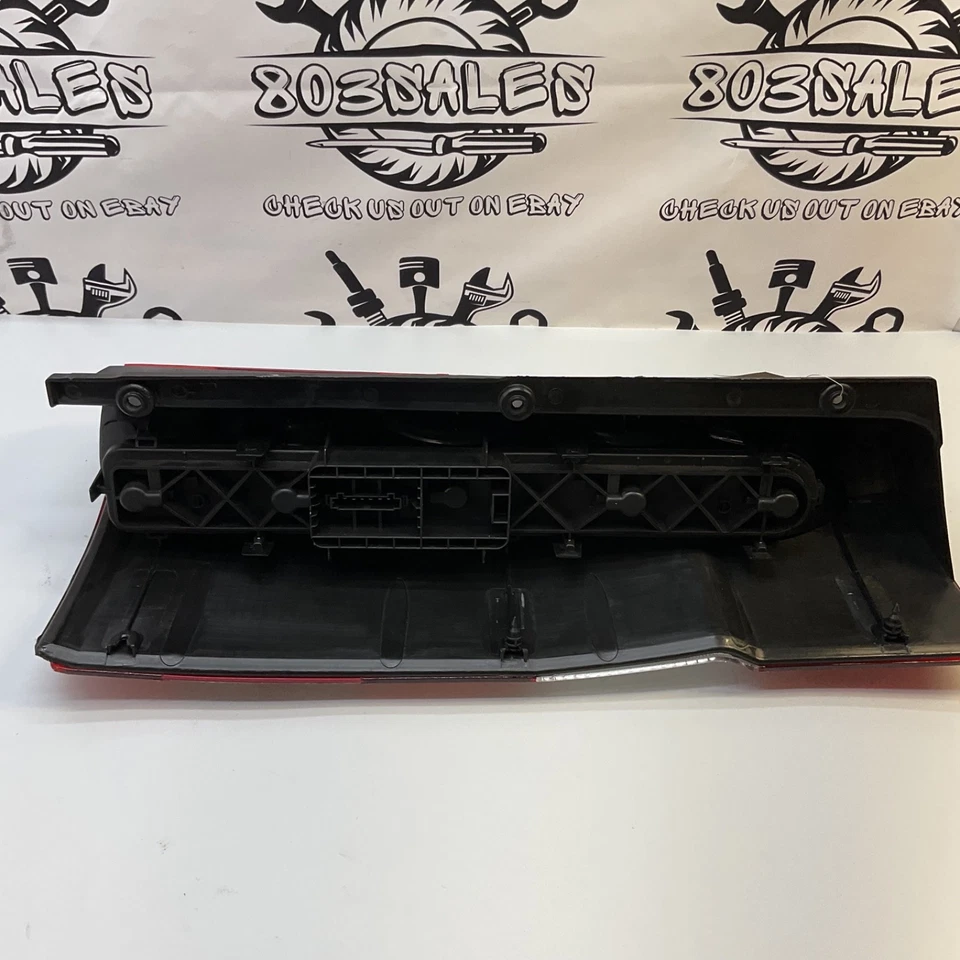 Luz trasera lateral izquierda mercedes-benz sprinter 2500 3500 2007-2017 Foto 3 de 4