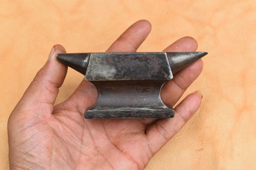 Vintage Iron Miniature silversmith jewelry hardy Double Horn anvil Paper weight - Picture 4 of 11