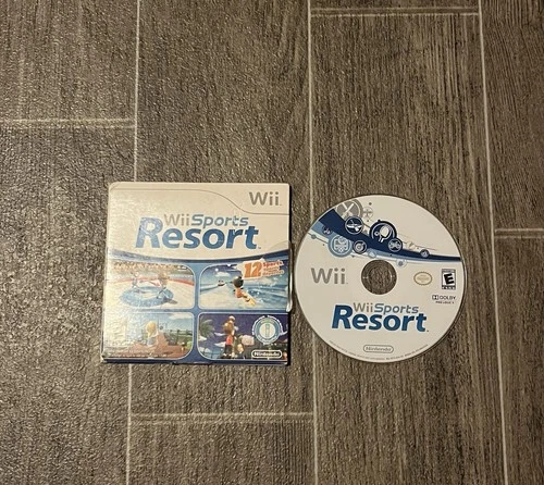Wii Sports Resort (Nintendo Wii, 2009) Disc W/ Cardboard Sleeve