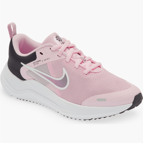 Nike girls Downshifter lightweight comfy Sneaker size 7 - Picture 1 of 16