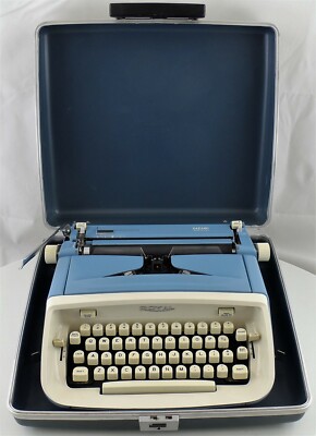 Royal Safari Portable Typewriter with Matching Case Used | eBay