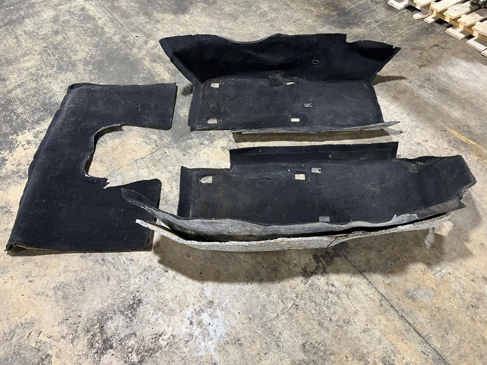 Alfombra de piso delantero Corvette C5 97-04 negra cupé Targa #0035 Foto 3 de 4