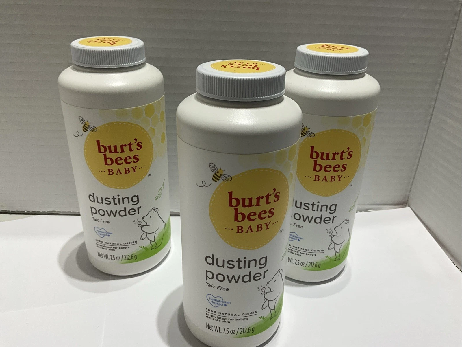 Burt's Bees Baby Dusting Powder Talc-Free - 7.5 oz each - Lot Of 3
Opens in a new window or tab