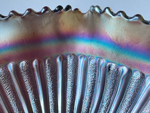 Signed Northwood Amethyst Stippled Rays Carnival Glass Ruffled Bowl - Picture 10 of 10