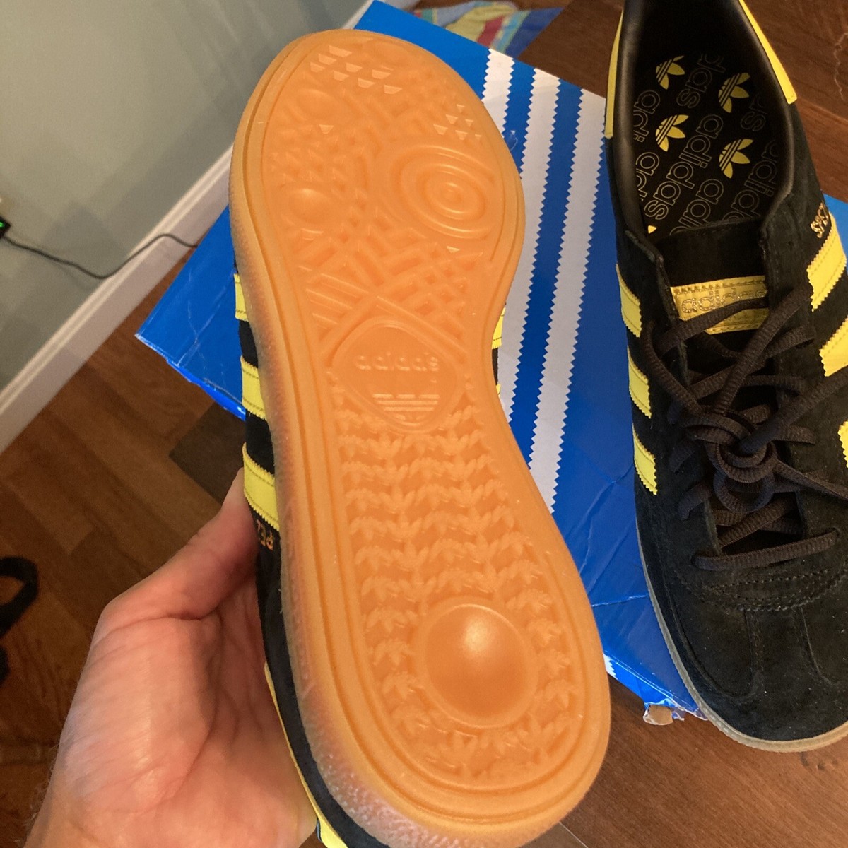Adidas Spezial Handball FX5676 Size US 11. New Damaged Box