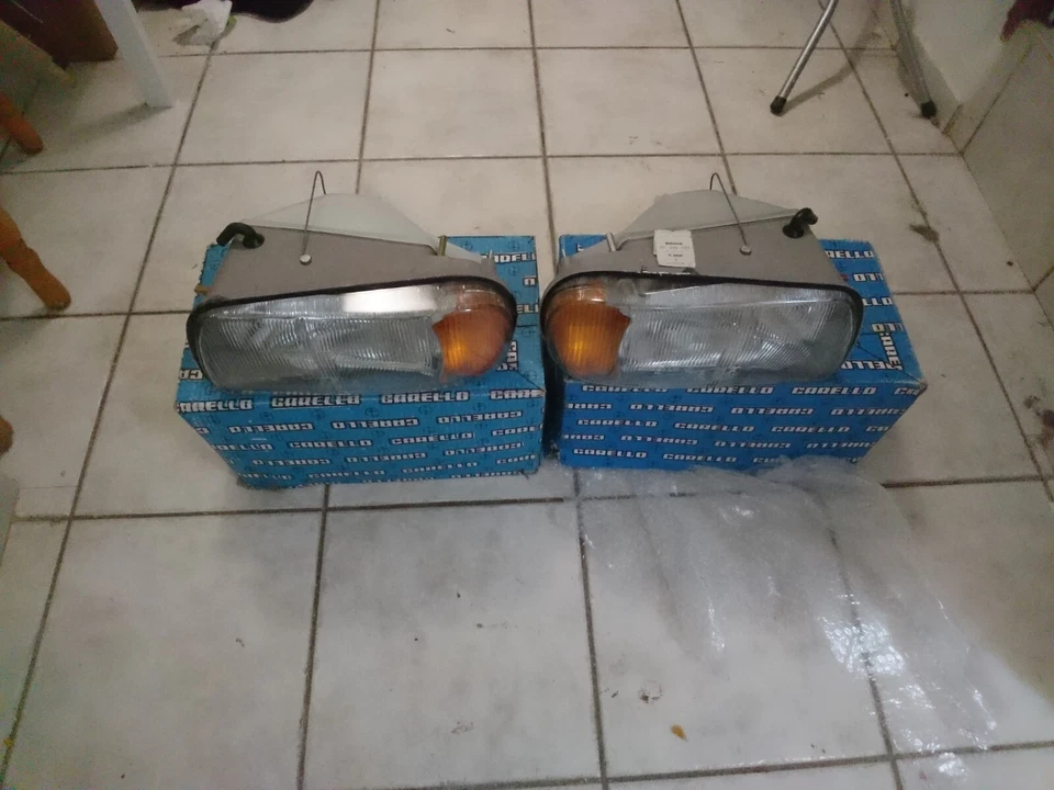 Juego faros derecho e izquierdo carello alfa romeo alfasud primera serie Foto 2 de 4