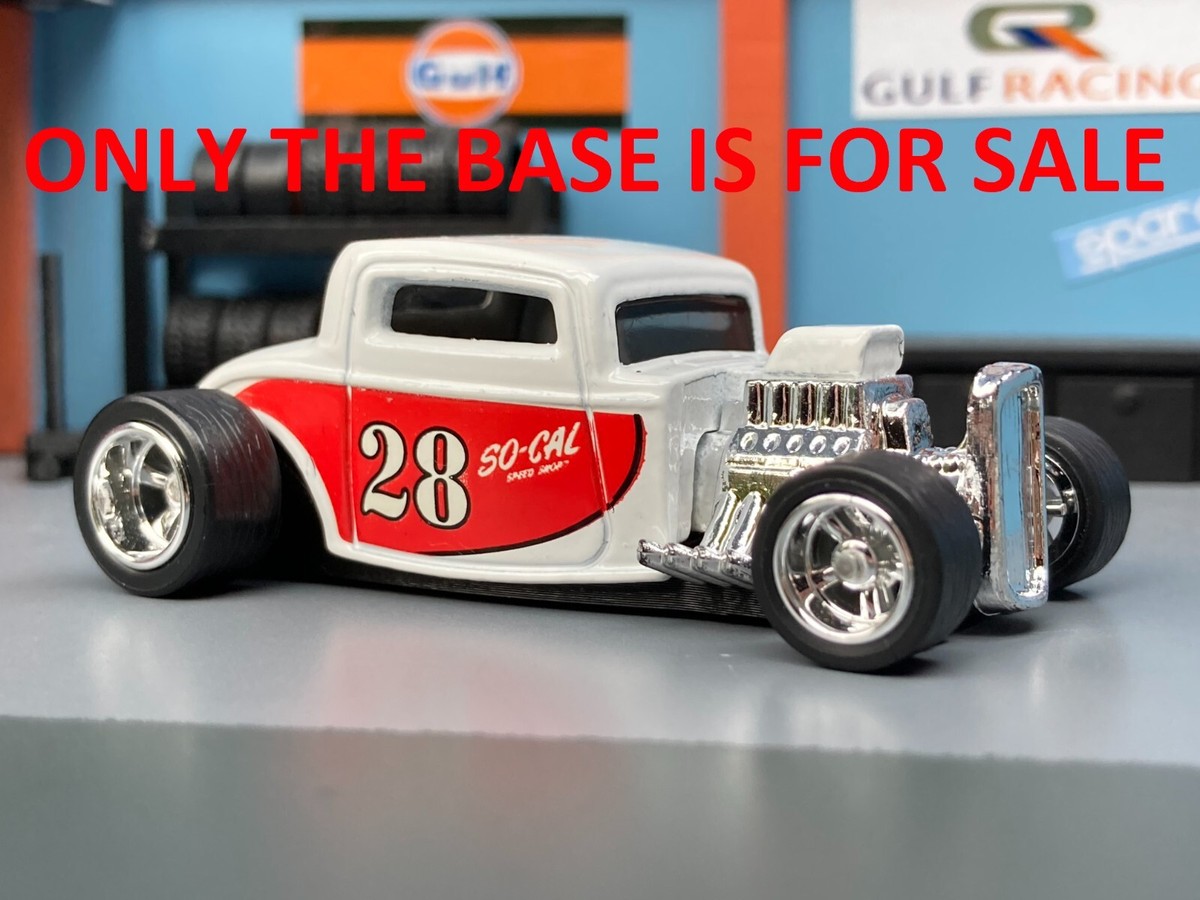 CUSTOM BASE 4 HOT WHEELS '32 FORD *BLACK* LOWERED LENGTHENED