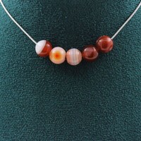 Mineralien Und Edelsteine. Halskette 5 Perlen BäNder Achat 8 Mm. Kette In
