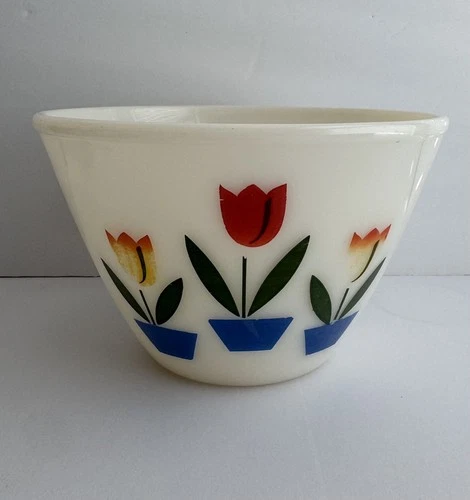 Vintage FIRE KING Tulips Nesting Mixing Bowl 7.5" Diameter X 4.5" Tall Used