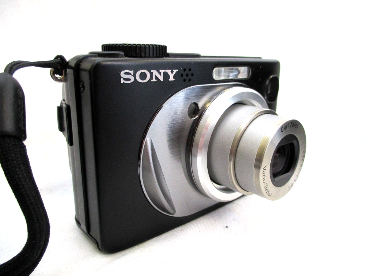 Sony Cyber-shot DSC-W12 digital camera Carl Zeiss for sale