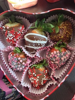 Assorted Chocolate Covered Strawberries 