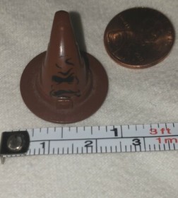 LEGO Harry Potter Sorting Hat Brown Hogwarts Castle 4842 Authentic Preowned 