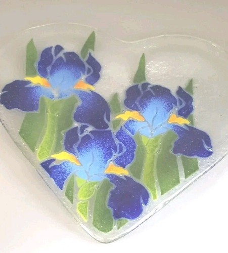 Heart Shaped Fused Glass With Irises Signed Peggy Karr Boho Country Elegant - Picture 3 of 12